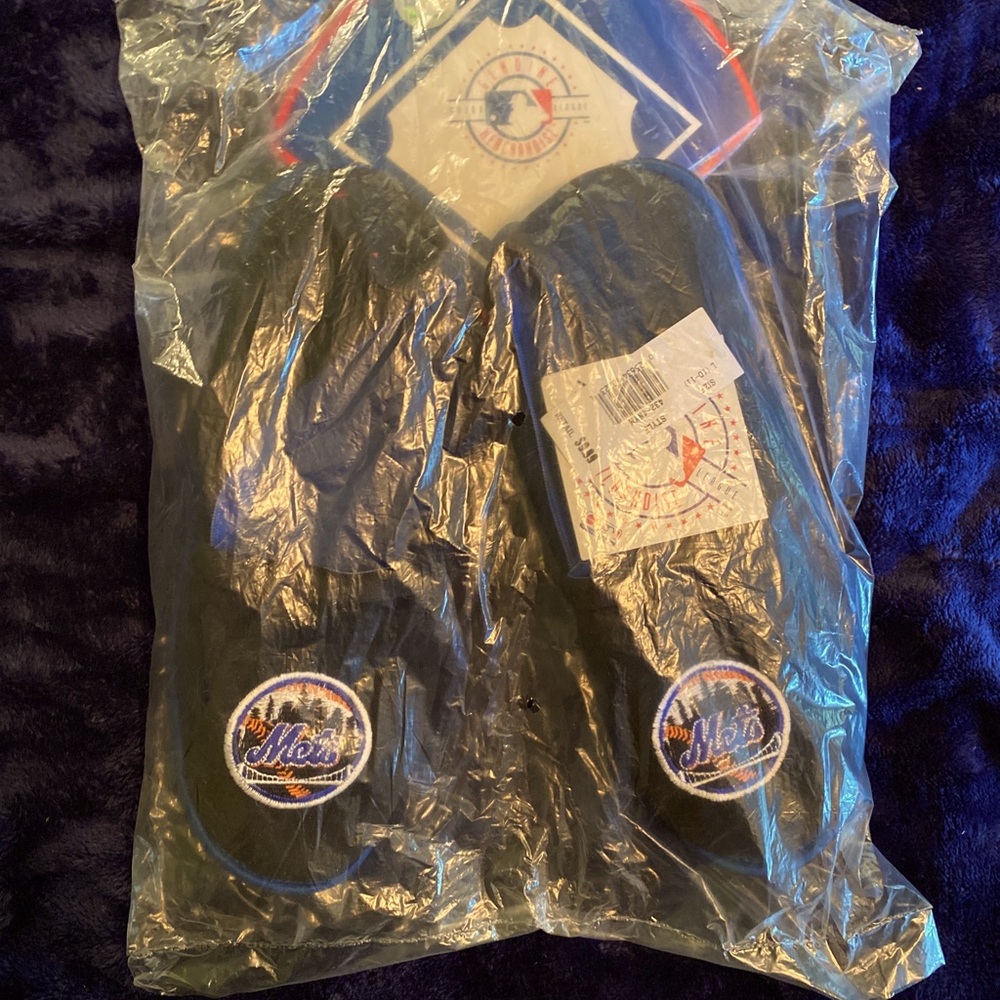 Mets slippers
